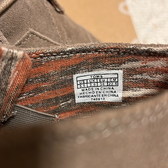 TOMS Desert Wedge Bootie Suede Beige Tan Womens Size 5.5 New In Box NWB - Picture 4 of 4